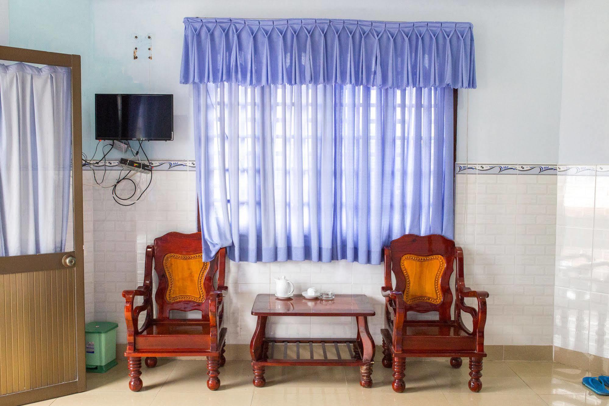 Rang Dong Hotel My Tho Bagian luar foto