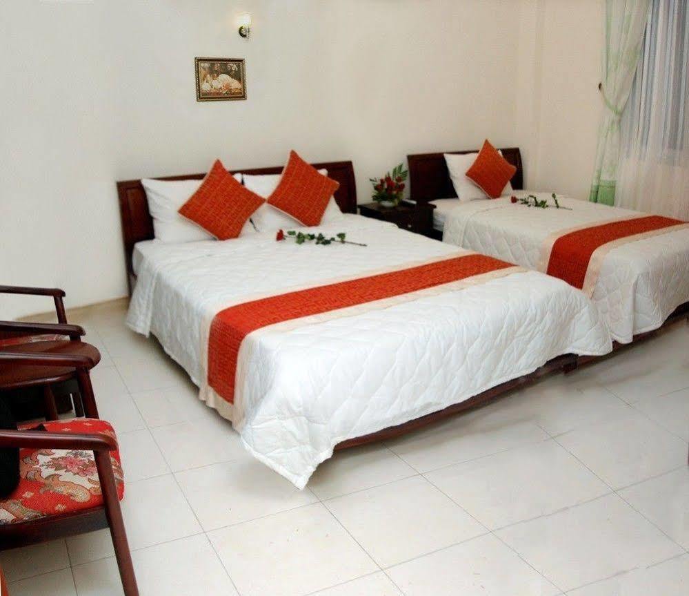 Rang Dong Hotel My Tho Bagian luar foto