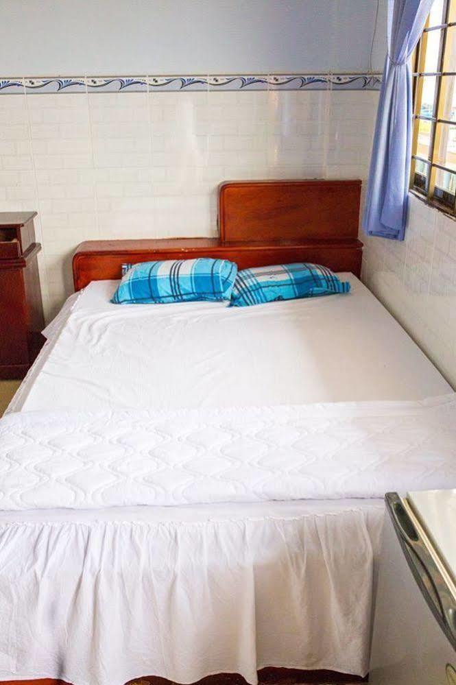 Rang Dong Hotel My Tho Bagian luar foto