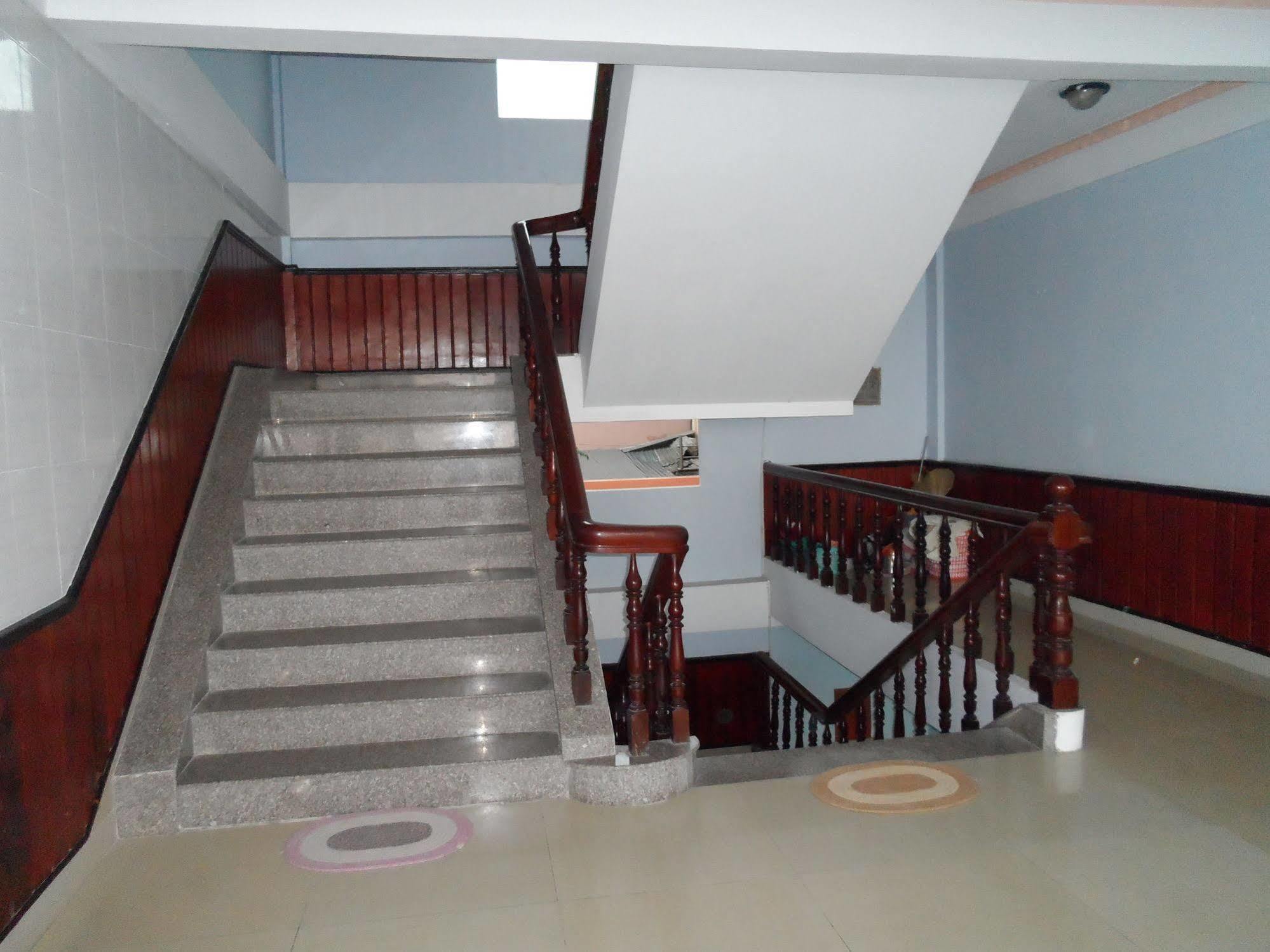 Rang Dong Hotel My Tho Bagian luar foto