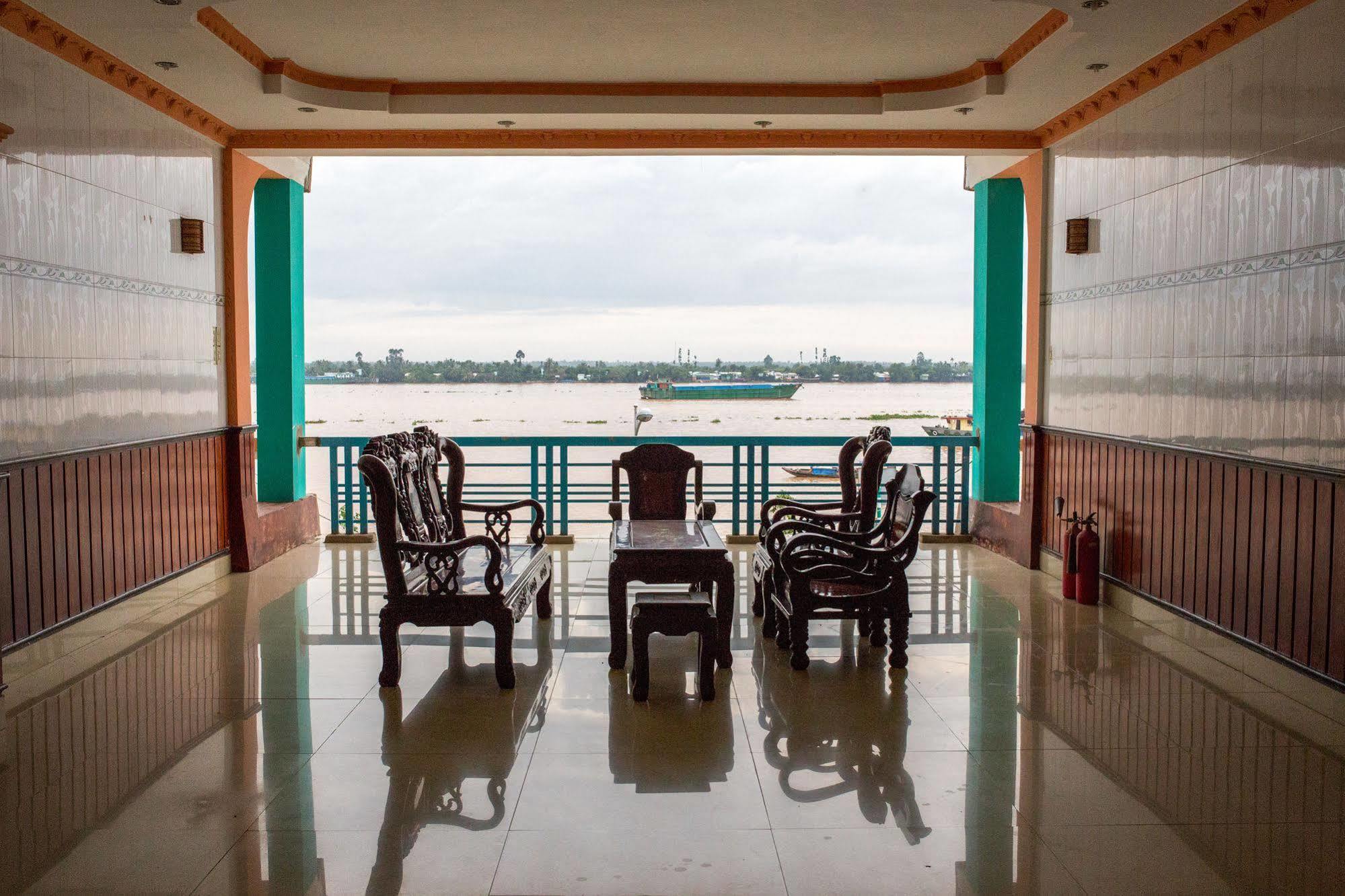 Rang Dong Hotel My Tho Bagian luar foto