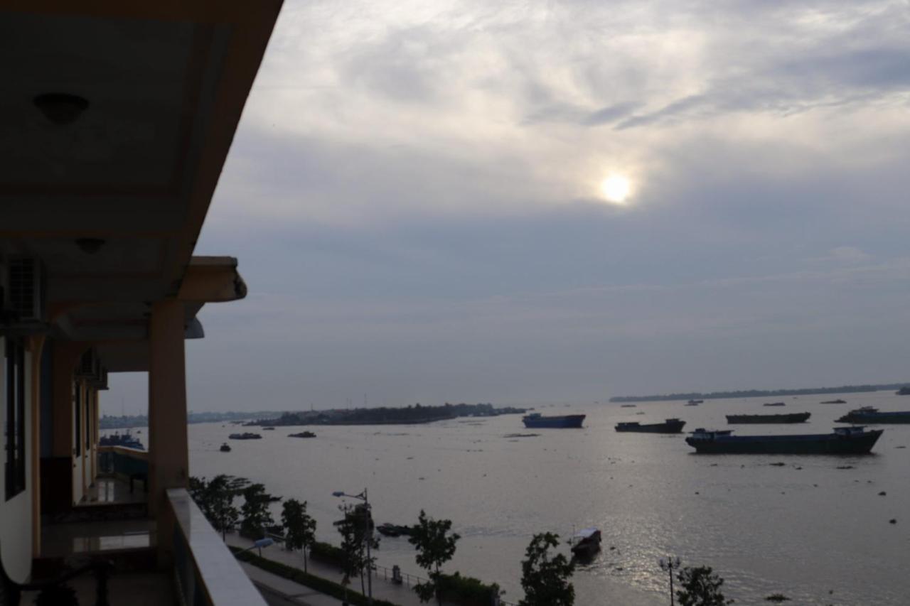 Rang Dong Hotel My Tho Bagian luar foto